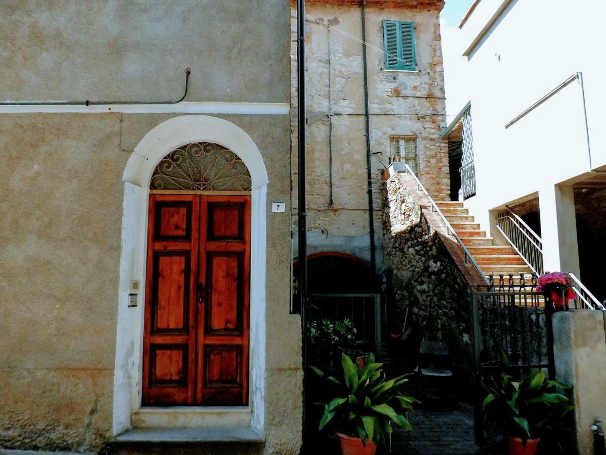 Centralissimo Nel Cuore Del Borgo Suvereto Exteriör bild