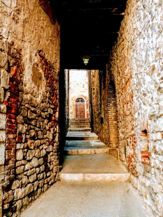 Centralissimo Nel Cuore Del Borgo Suvereto Exteriör bild