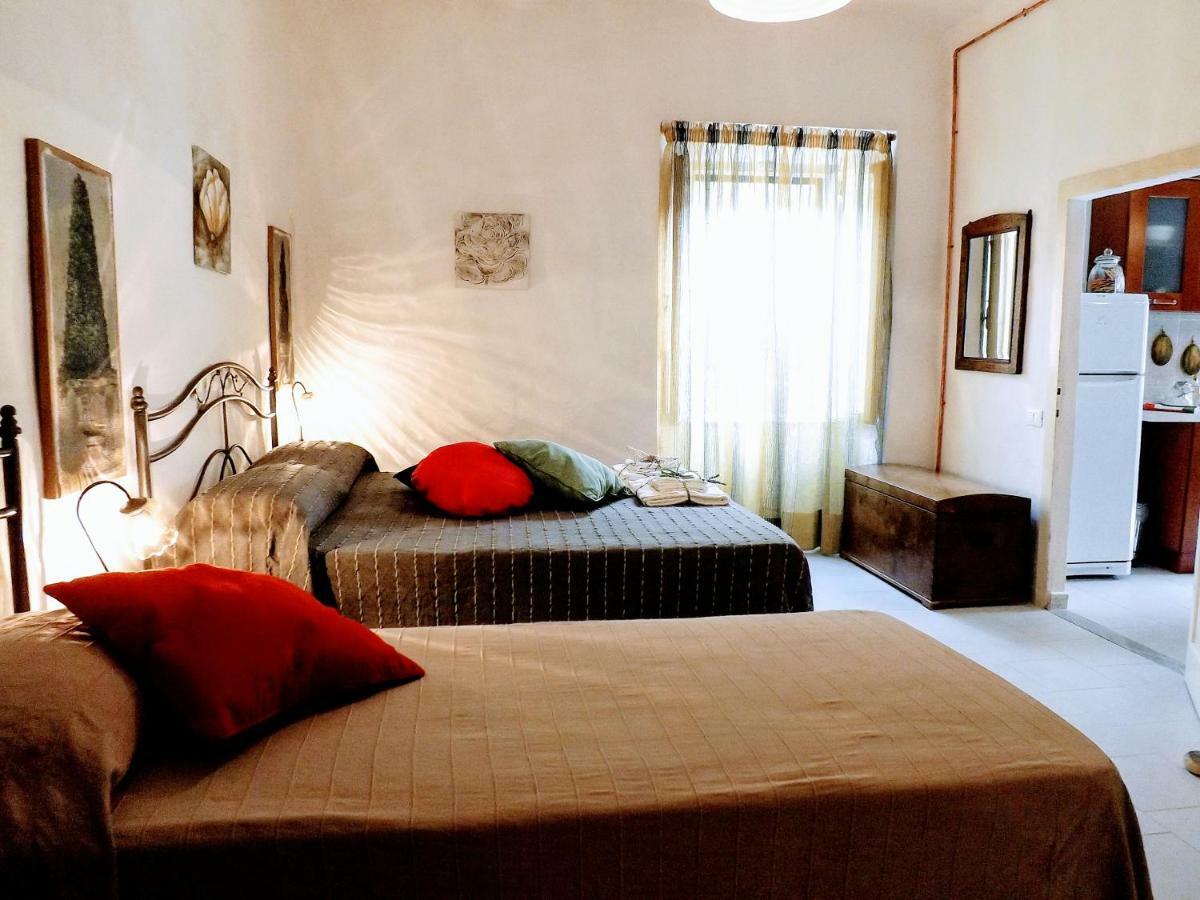 Centralissimo Nel Cuore Del Borgo Suvereto Exteriör bild